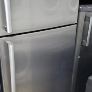 Hisense 537 Ltrs Double Door Refrigerator